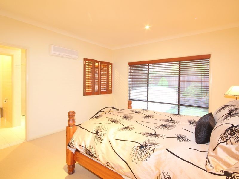 79 Armstrong Way, Highland Park QLD 4211