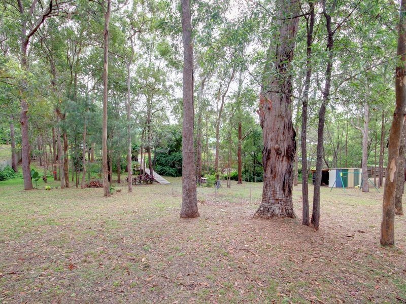 7 Walker Drive, Worongary QLD 4213