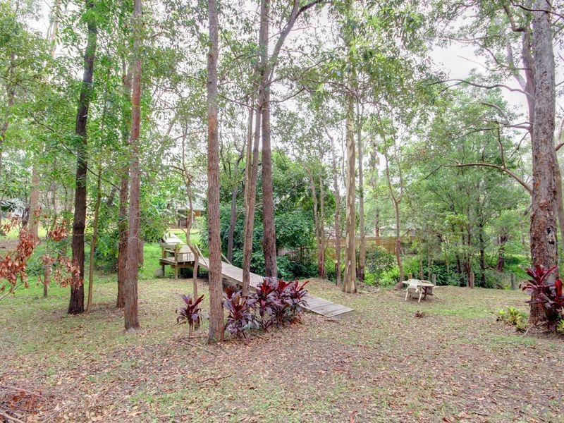 7 Walker Drive, Worongary QLD 4213