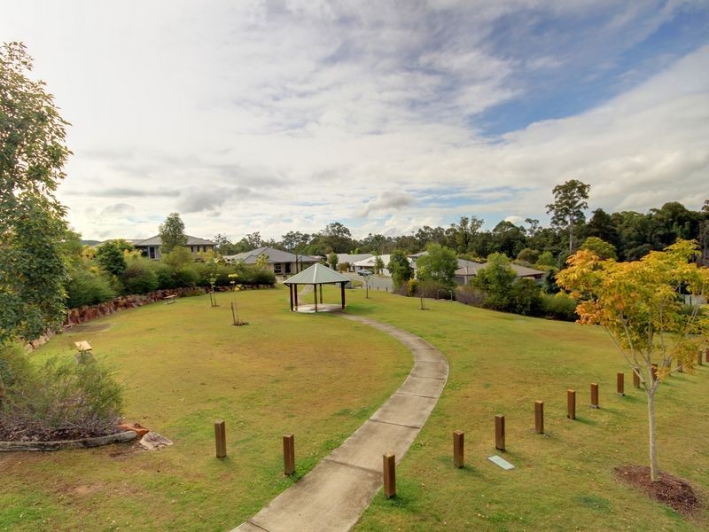 33 Kelsey Circuit, Nerang QLD 4211