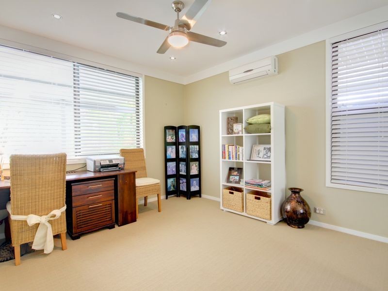 31 Aberdeen Court, Highland Park QLD 4211