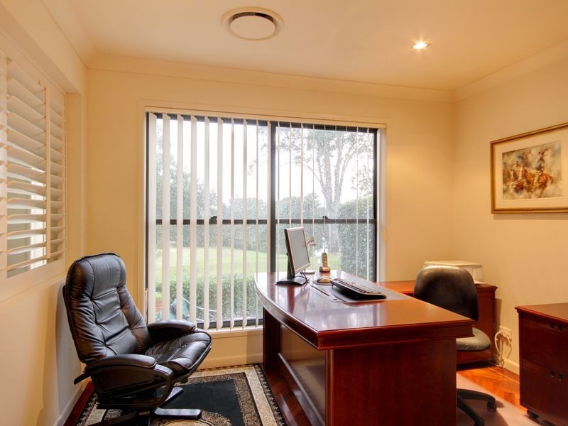 43 Riverwood Drive, Ashmore QLD 4214