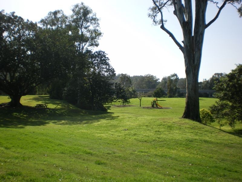 43 Riverwood Drive, Ashmore QLD 4214