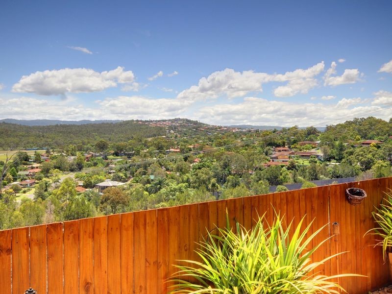 37 Woolmere Street, Carrara QLD 4211