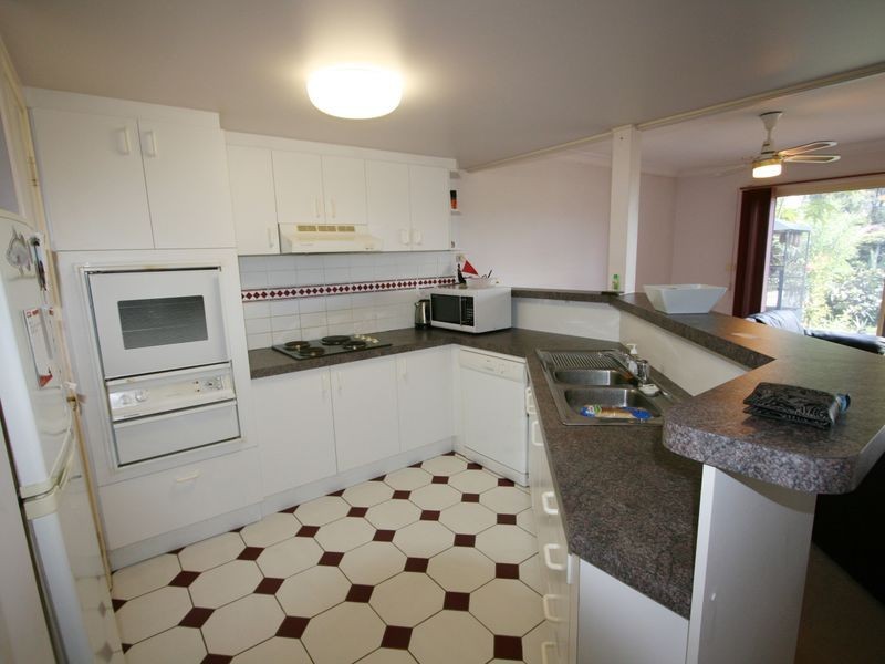 2/36 Weedons Road, Nerang QLD 4211