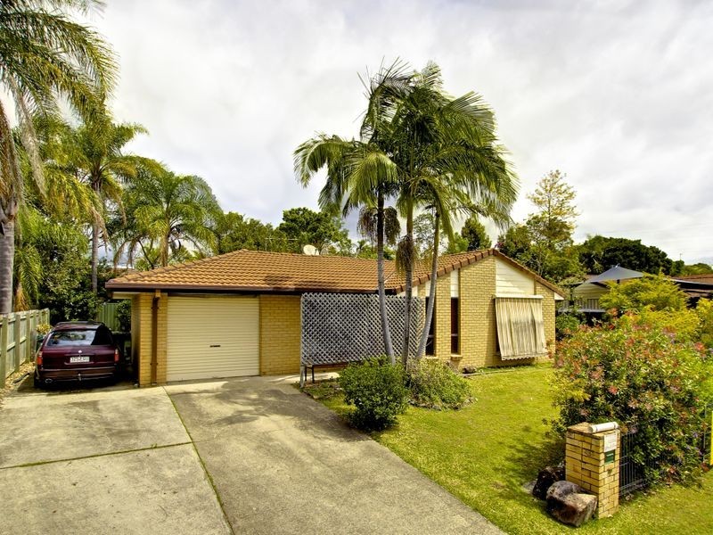 76 Alexander Drive, Highland Park QLD 4211