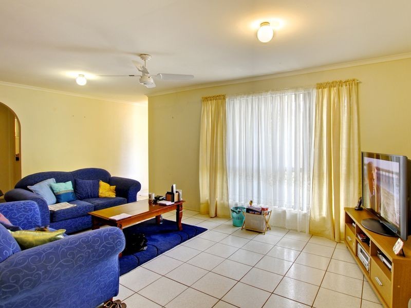76 Alexander Drive, Highland Park QLD 4211