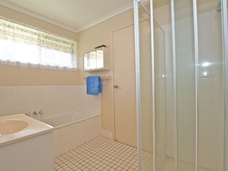 76 Alexander Drive, Highland Park QLD 4211