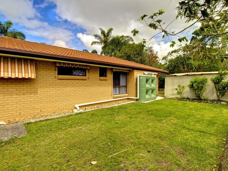 76 Alexander Drive, Highland Park QLD 4211