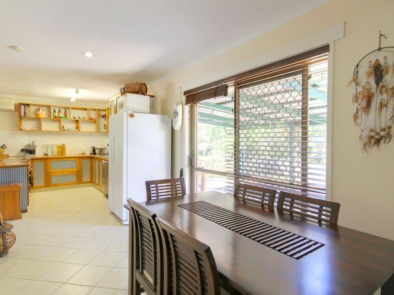 9 Angus Court, Highland Park QLD 4211