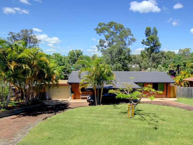 9 Angus Court, Highland Park QLD 4211