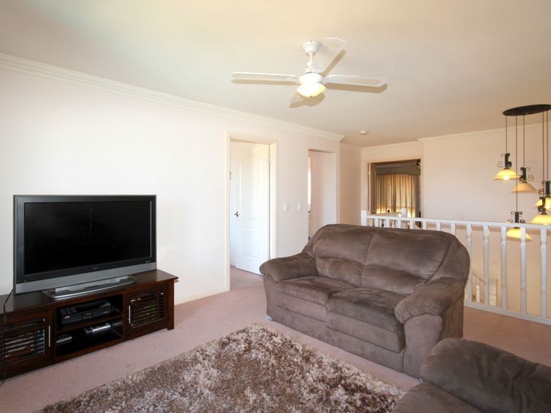 123 Armstrong Way, Highland Park QLD 4211