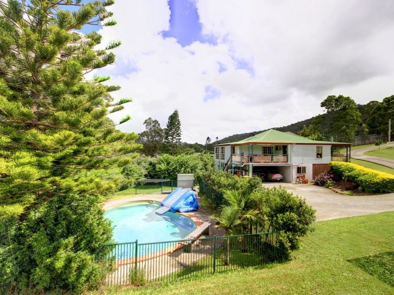 288 Clagiraba Road, Clagiraba QLD 4211