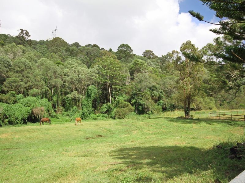 288 Clagiraba Road, Clagiraba QLD 4211