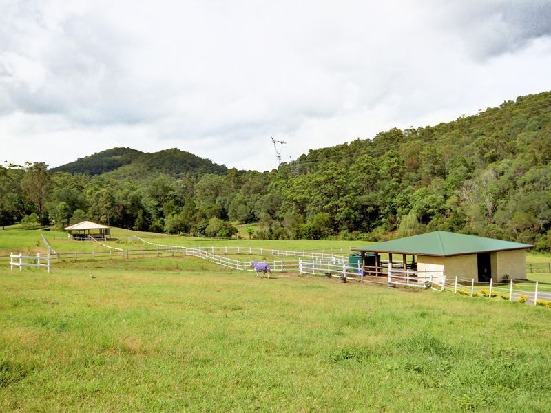 288 Clagiraba Road, Clagiraba QLD 4211