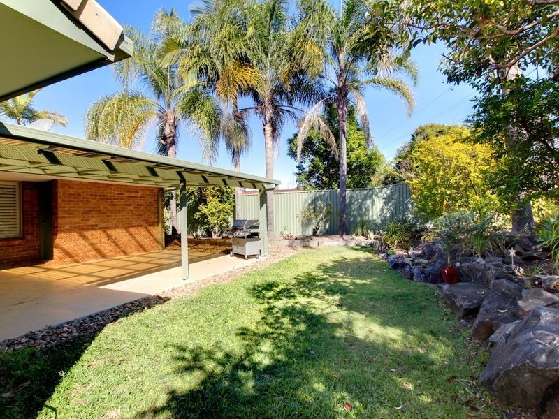 19 Cozens Way, Highland Park QLD 4211
