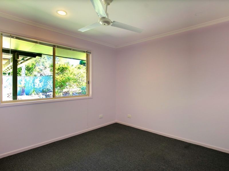 19 Cozens Way, Highland Park QLD 4211
