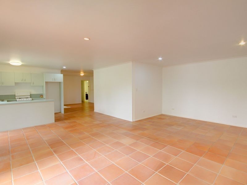 40 Hastings Crescent, Carrara QLD 4211