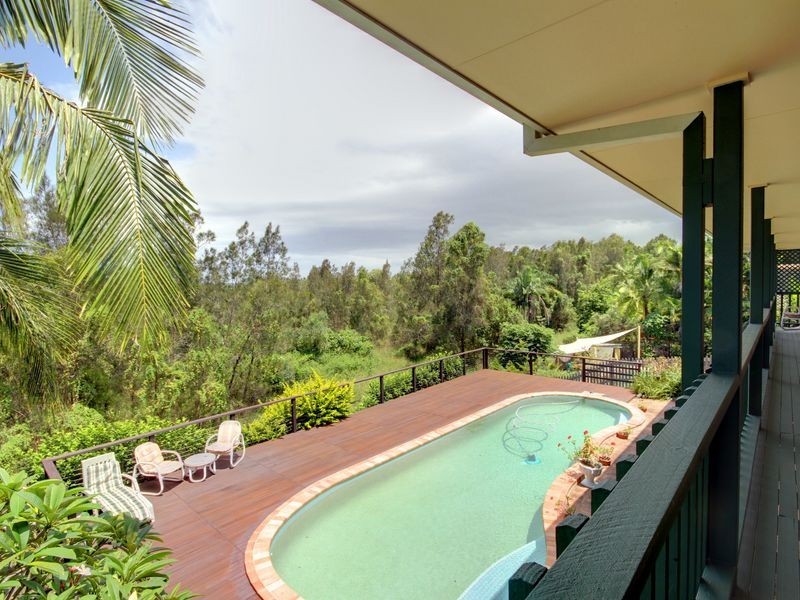 40 Hastings Crescent, Carrara QLD 4211