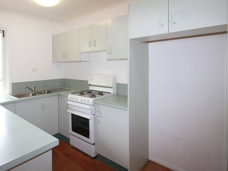 40 Hastings Crescent, Carrara QLD 4211