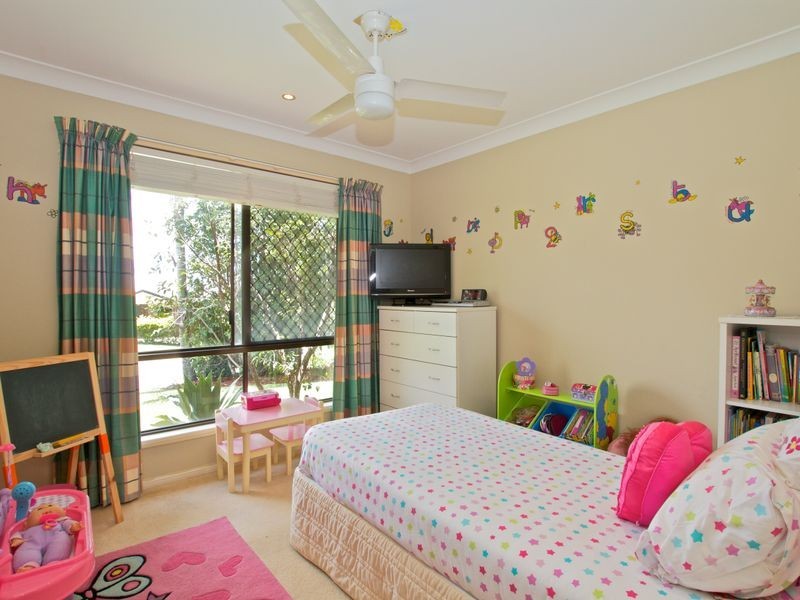 15 Teasdale Drive, Nerang QLD 4211