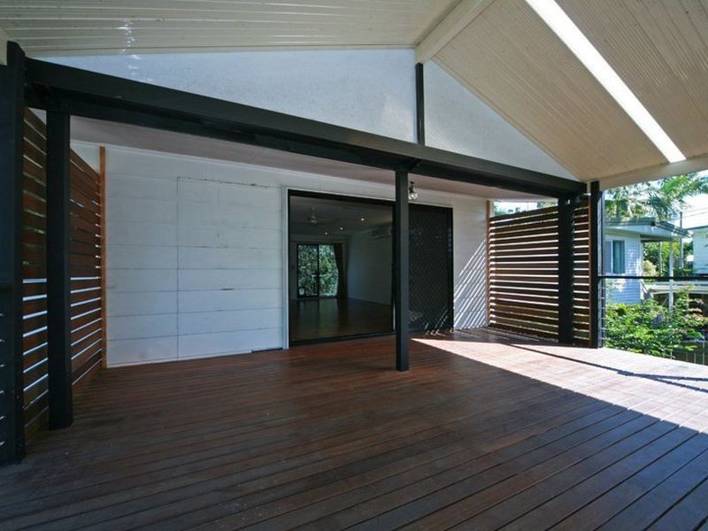 4 Lachlan Avenue, Molendinar QLD 4214
