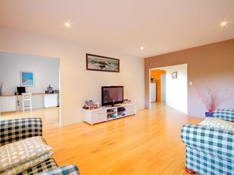 75 Sunvalley Court, Guanaba QLD 4210