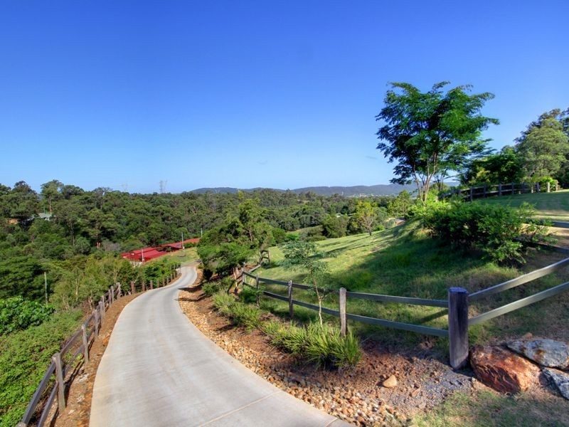 75 Sunvalley Court, Guanaba QLD 4210