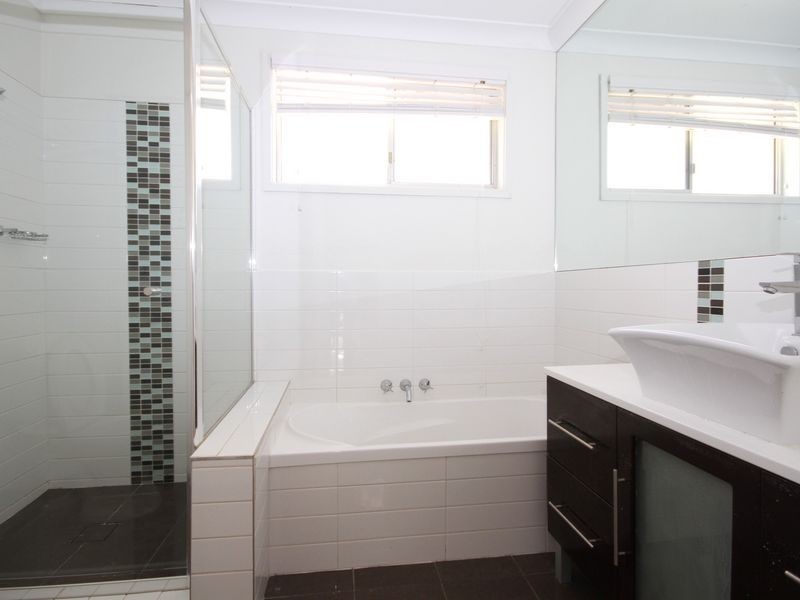 38 Riverview Road, Nerang QLD 4211