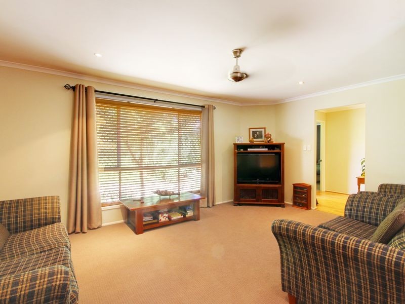 32 Merridown Drive, Merrimac QLD 4226