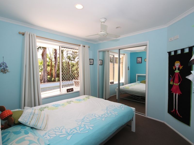 32 Merridown Drive, Merrimac QLD 4226
