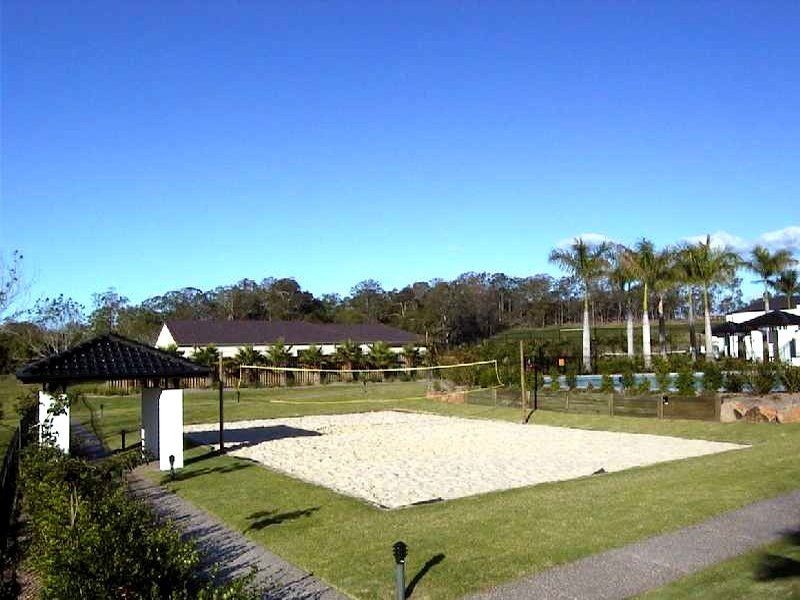 8/64 Gilston Road, Nerang QLD 4211