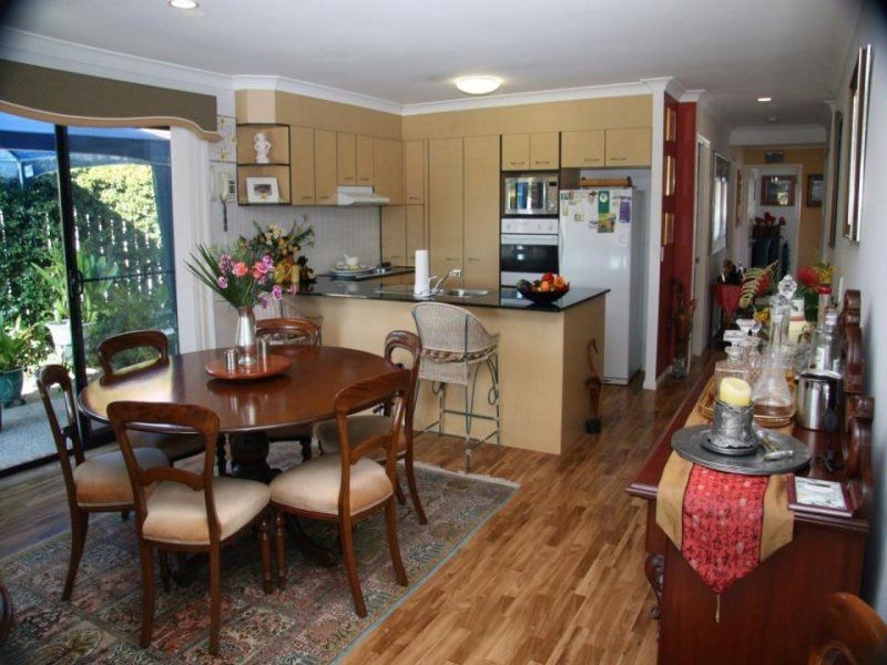 8/64 Gilston Road, Nerang QLD 4211
