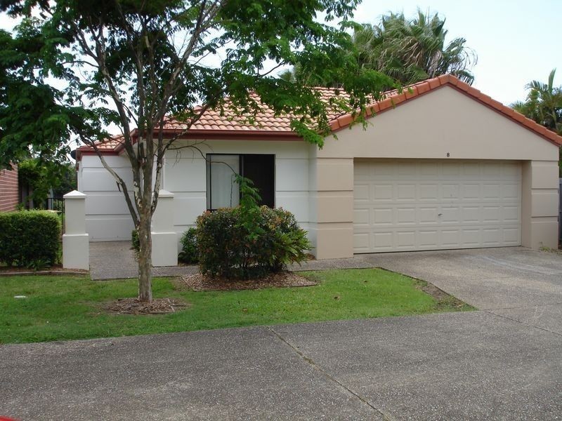 8/64 Gilston Road, Nerang QLD 4211