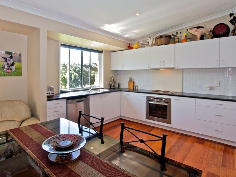 22 Hickey Way, Carrara QLD 4211