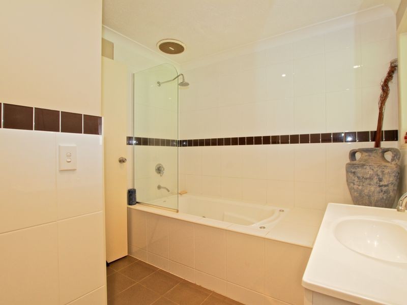 22 Hickey Way, Carrara QLD 4211