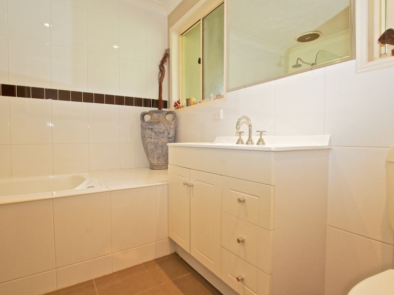 22 Hickey Way, Carrara QLD 4211