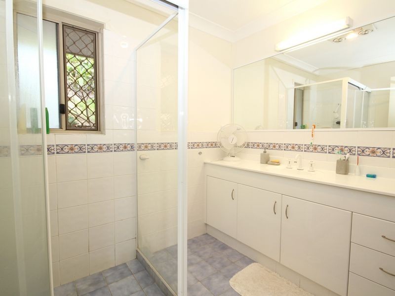 1/72 Paddington Drive, Carrara QLD 4211