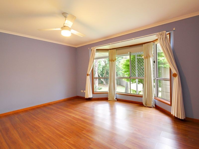 19 Burgundy Court, Highland Park QLD 4211