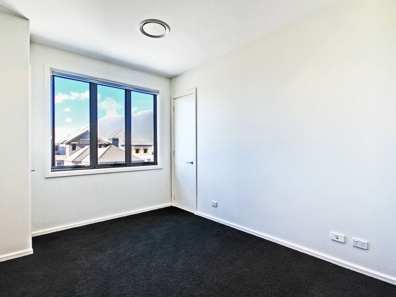 3/5024 Emerald Islands Drive, Carrara QLD 4211