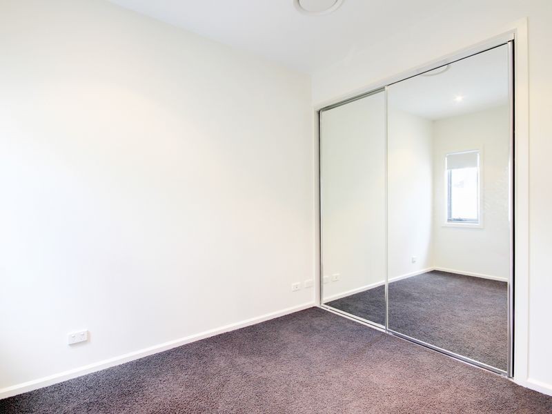 3/5024 Emerald Islands Drive, Carrara QLD 4211