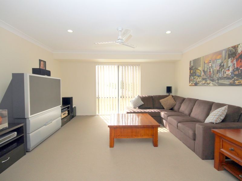 12 Jackaroo Crescent, Gilston QLD 4211