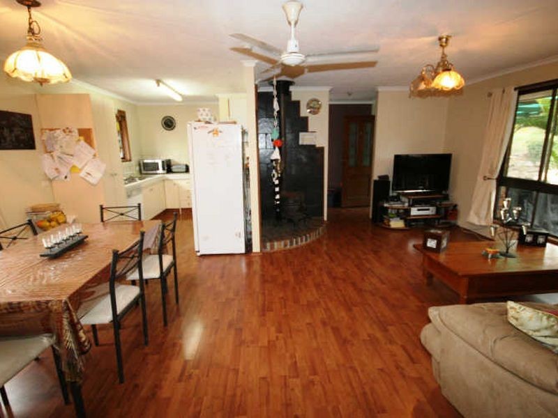 28 Pappas Way, Carrara QLD 4211