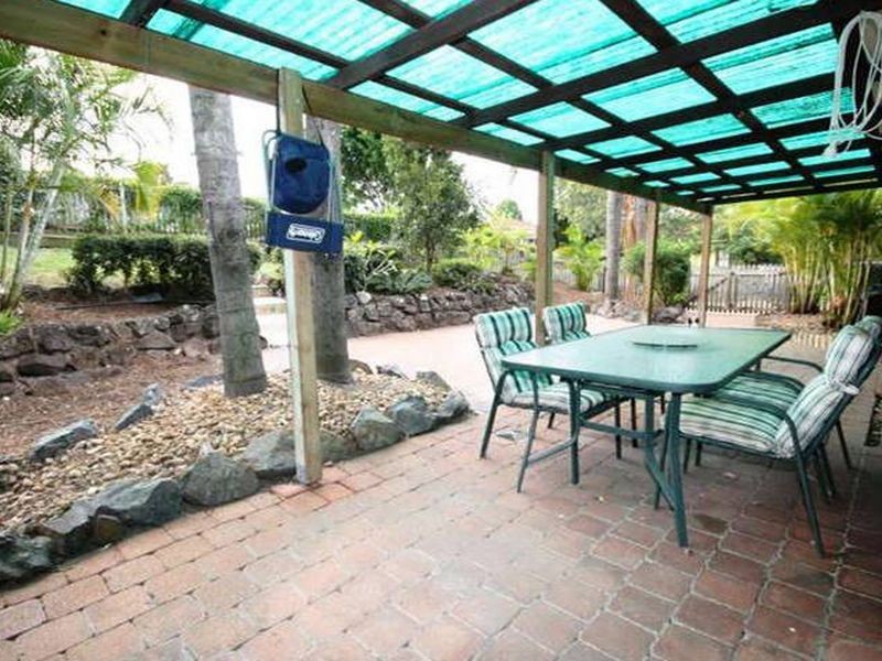 28 Pappas Way, Carrara QLD 4211