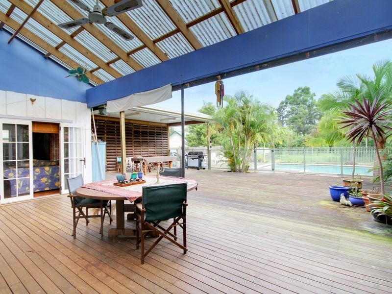 4 Yarraowee Drive, Nerang QLD 4211