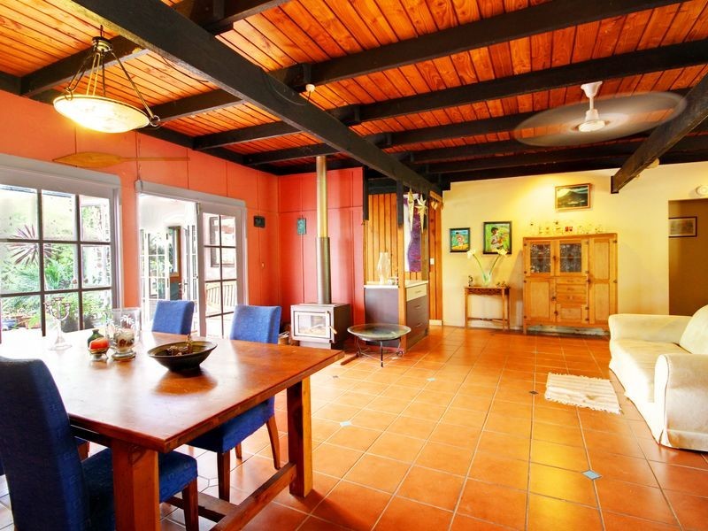 4 Yarraowee Drive, Nerang QLD 4211