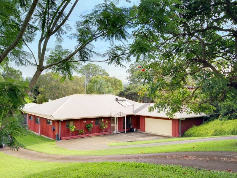 4 Yarraowee Drive, Nerang QLD 4211