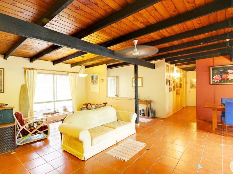 4 Yarraowee Drive, Nerang QLD 4211