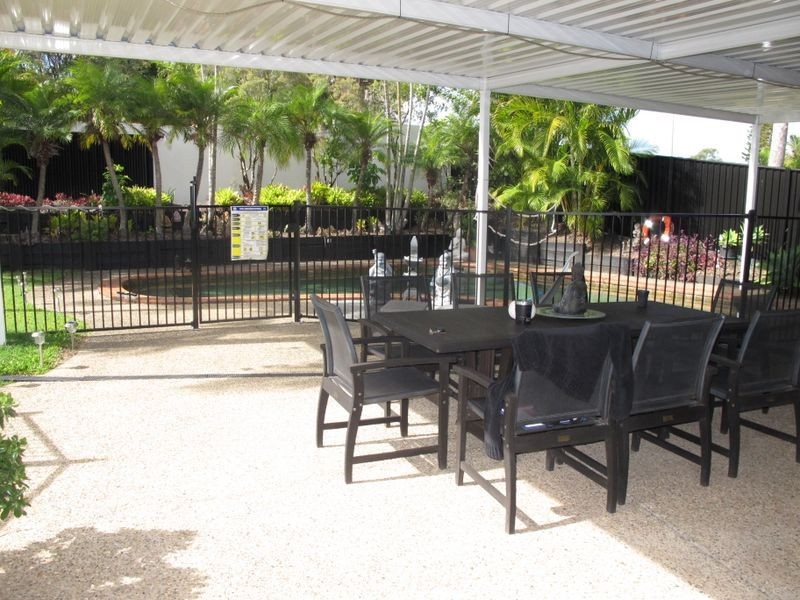 7 Aberdeen Court, Highland Park QLD 4211