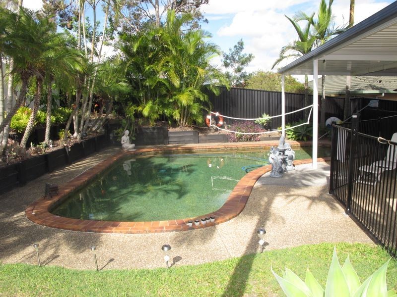 7 Aberdeen Court, Highland Park QLD 4211